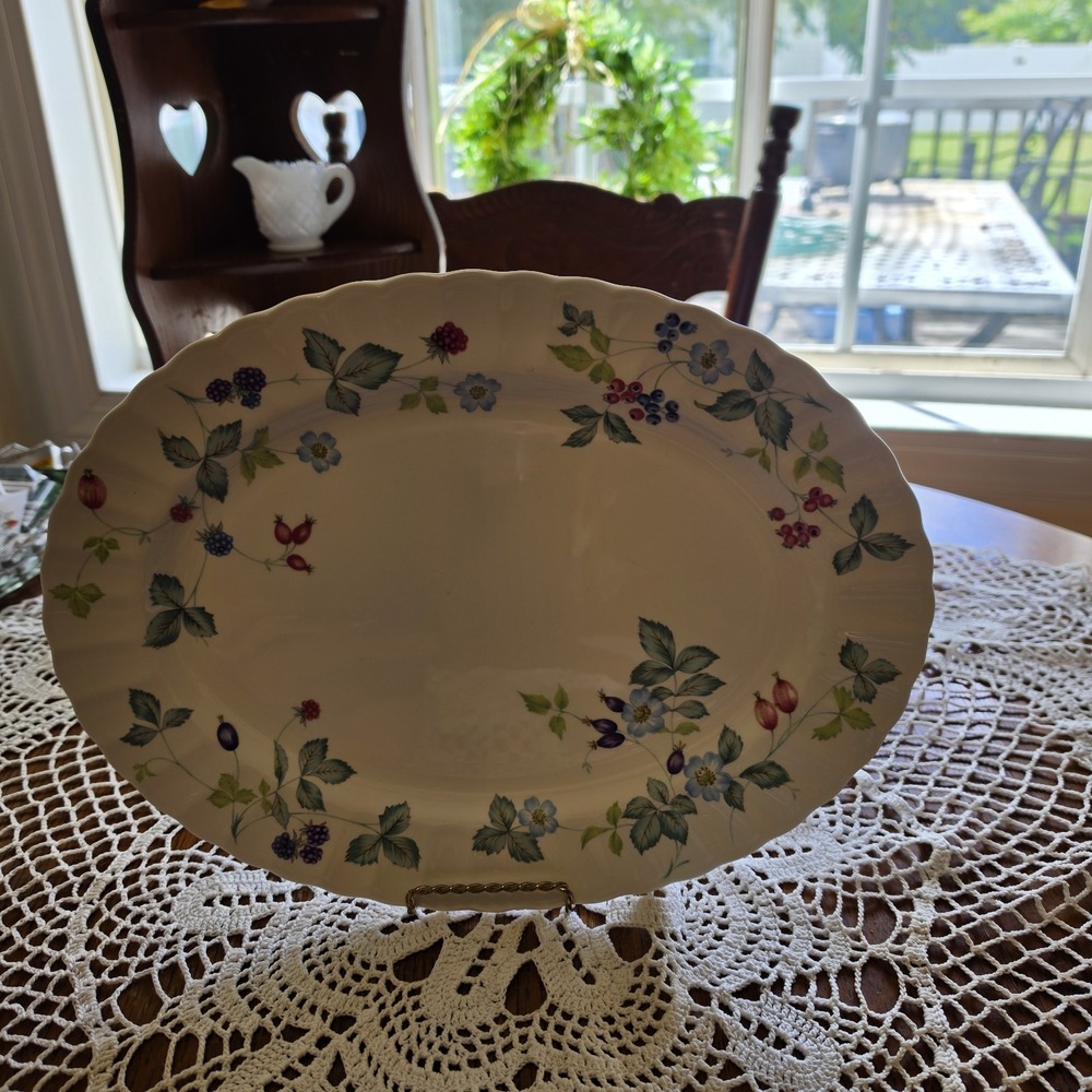 Vintage Mikasa Maxima Berry Festival CAJ15 14" Oval Platter Fine China Japan
